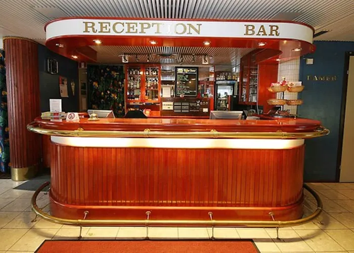 Savoy 3* مارييهامن